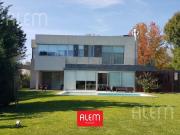 Importante Casa en VENTA en El Ombu