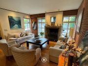 Importante Chalet Ubicado en Los Troncos