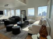 Importante departamento de 3 suites más dependencia de...