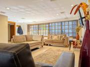 Importante e Impecable CASA en VENTA 3 a 5 Dormitorios,...