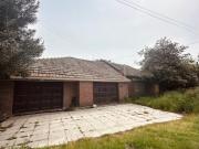 IMPORTANTE INMUEBLE A RECICLAR SOBRE 3 LOTES. LOS PINARES