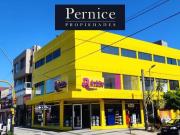 Importante local comercial en J b justo