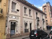 Importante propiedad esquina Dean Funes y Urquiza...