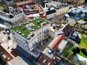 IMPOSANTE ALTBAUWOHNUNG MIT BALKON UND TRAUMBLICK AUF...