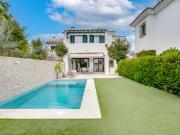 Impresionante casa adosada de tres dormitorios con...