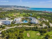 Impresionante casa con vista al mar de 5 dormitorios...