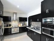 Impresionante casa en Coto Imperio Maya