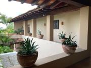 IMPRESIONANTE CASA ESTILO HACIENDA EN LOS LIMONEROS,...