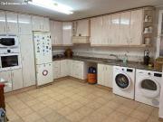 Impresionante chalet de 4 dormitorios, 4 baños, garaje...