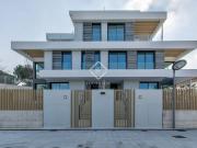 Impresionante casa de 400 m² con 4 dormitorios, jardín y...