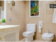 Impresionante habitación en alquiler en apartamento de 5...