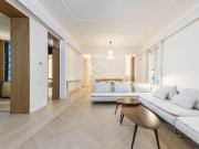 Impresionante piso situado en una finca clásica...