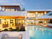 Impresionante villa contemporánea con vistas al mar en...