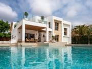 Impresionante Villa de 4 Dormitorios con Piscina en Orihuela