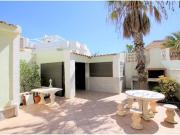 IMPRESIONANTE VILLA INDEPENDIENTE CON PISCINA PRIVADA Y...