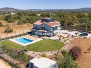 Impressionante moradia isolada T5+2 em Fonte Santa,...