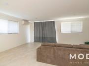 IMPRESSIVE CONTEMPORARY HOME