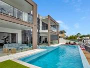 Impressive Entertainer In Exclusive Harbour Quays FULLY...