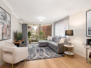 IMPRESSIVE ONE BEDROOM RESIDENCE IN SAVOY