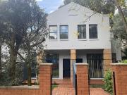 IMPRESSIVE THREE BEDROOM TOWNHOUSE