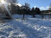 IN BAHNHOFSNÄHE MIT GUTER INFRASTRUKTUR AUFGESCHLOSSEN