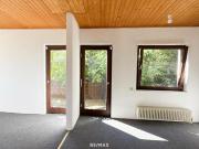 In MAUER uneinsichtiges Gartenparadies