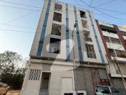 In Nishat Commercial Area 1250 Square Feet Flat For sale