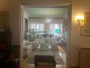 In palazzo elegante vendiamo in esclusiva appartamento...