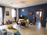 In residence con piscina – ampio bilocale con garage doppio