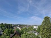 IN STADTNÄHE MIT BLICK INS GRÜNE!