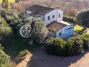 In una posizione panoramica e riservata, immersa nella...