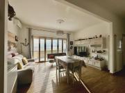 IN VENDITA APPARTAMENTO A LICOLA