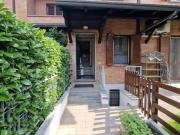 In vendita: appartamento indipendente in villa bifamiliare