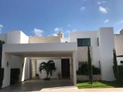 | Incre?ble casa equipada, en renta. |