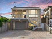 Incredible Holiday Home or Investment!