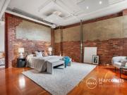 Incredible Warehouse Conversion Ground Floor Apartment