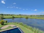 Increible casa al agua y golf