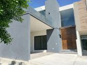 INCREIBLE CASA EN VENTA BARRANCA DEL REFUGIO LEON GUANJUATO