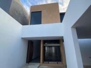 | Increíble casa en venta, con acabados de primera...