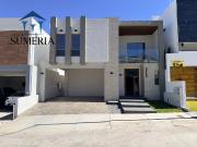 INCREÍBLE CASA EN VENTA EN RESIDENCIAL ASTURIAS CON...