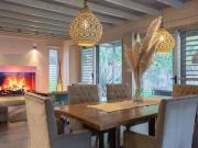 INCREIBLE CASA EN VENTA EN VISTALBA AMOBLADA