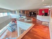 Incre?ble PH de dos pisos amueblado en renta en Lomas...