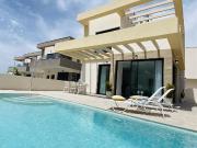 Increíbles villas con piscina privada en Los Montesinos...