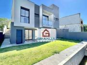 Incrível Casa Nova com 3 suítes, varanda gourmet,...