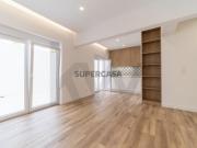 INCRÍVEL T1 COM PISCINA NO RESTELO