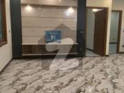 Independent 200 Sq Yd Available For Rent Gulistan e...