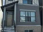 Independent House with Nearby Bus Stops and Back Alley Independent House with Nearby Bus Stops and Back Alley