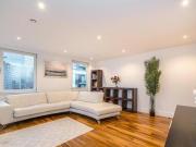 Indescon Square, Canary Wharf, 3 Bedroom Apartment