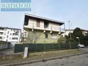 Indipendente in vendita a Vercelli, Zona Rimembranza