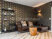 Individuell möblierte Wohnung mit zwei Balkonen in...